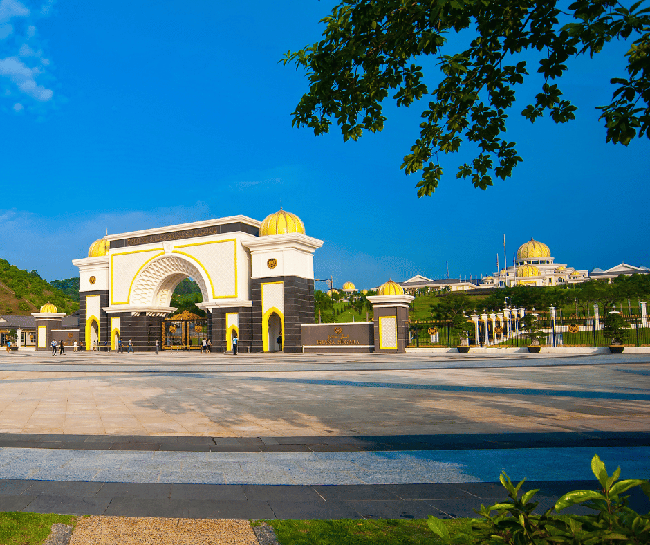  Istana Negara